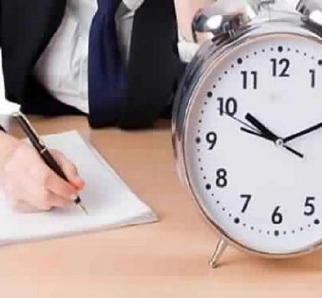 شهر رمضان.. اعتماد توقيت مسترسل للعمل بالإدارات والمؤسسات العمومية والجماعات الترابية من التاسعة صباحا إلى الثالثة بعد الزوال (وزارة)