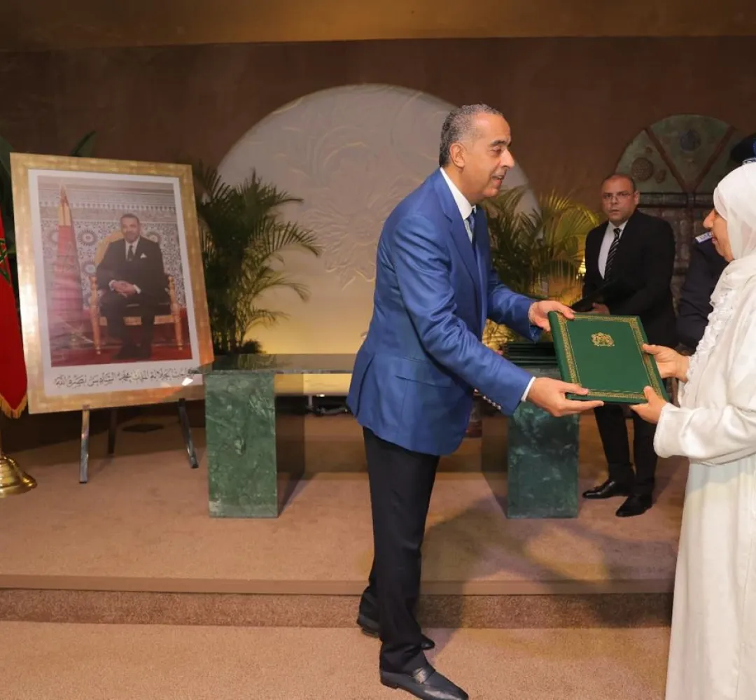 أشرف المدير العام للأمن الوطني ولمراقبة التراب الوطني عبد اللطيف حموشي على تسليم شقق سكنية لفائدة عشرة أرامل لموظفي الشرطة،